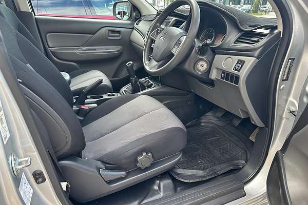 2016 Mitsubishi Triton GLX MQ Rear Wheel Drive