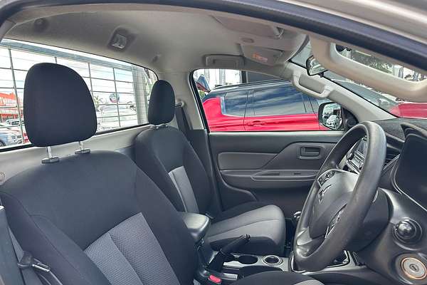 2016 Mitsubishi Triton GLX MQ Rear Wheel Drive