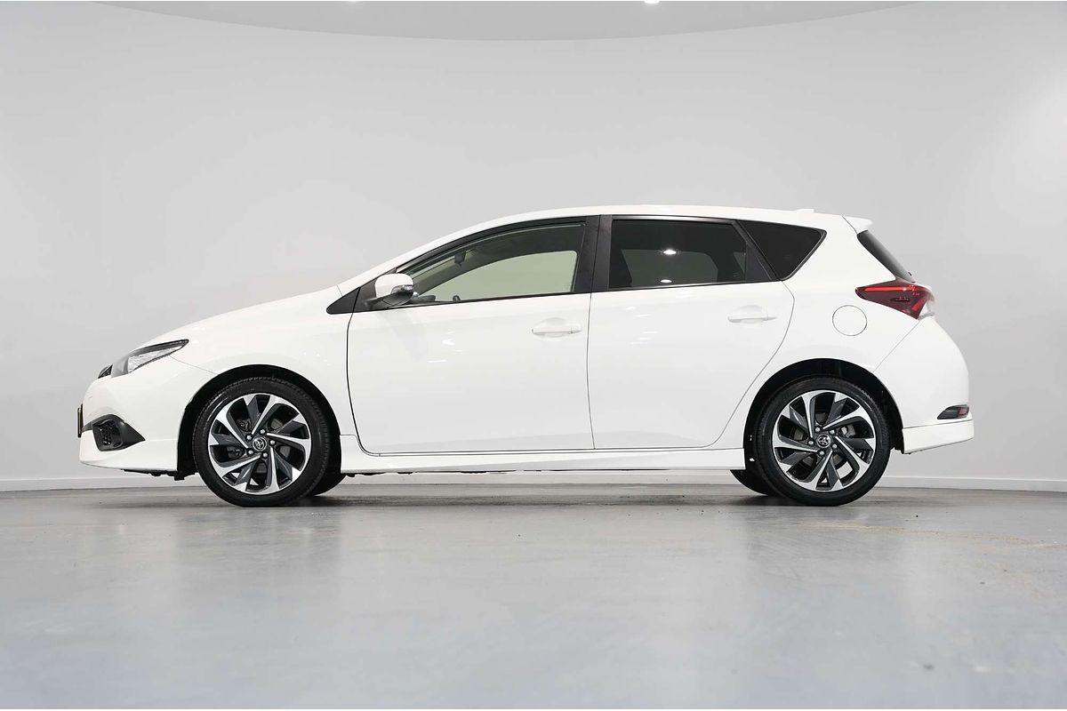 2018 Toyota Corolla SX ZRE182R