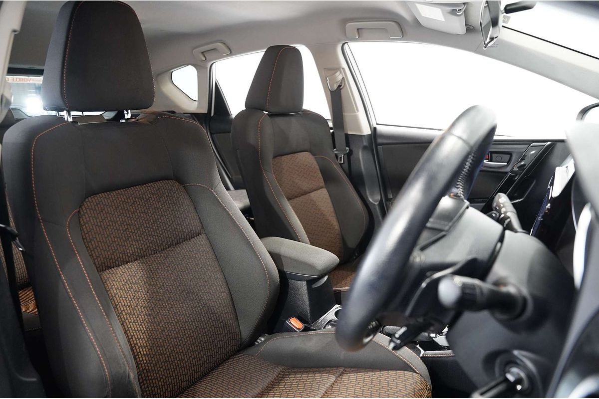 2018 Toyota Corolla SX ZRE182R