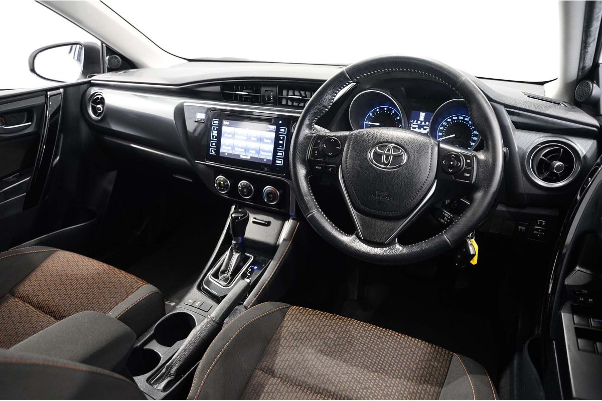 2018 Toyota Corolla SX ZRE182R