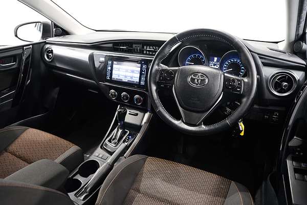 2018 Toyota Corolla SX ZRE182R