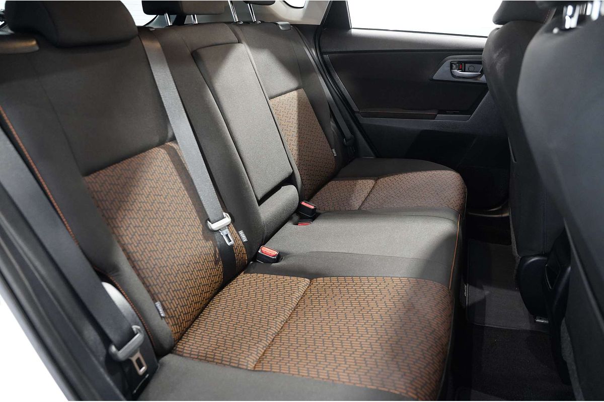 2018 Toyota Corolla SX ZRE182R