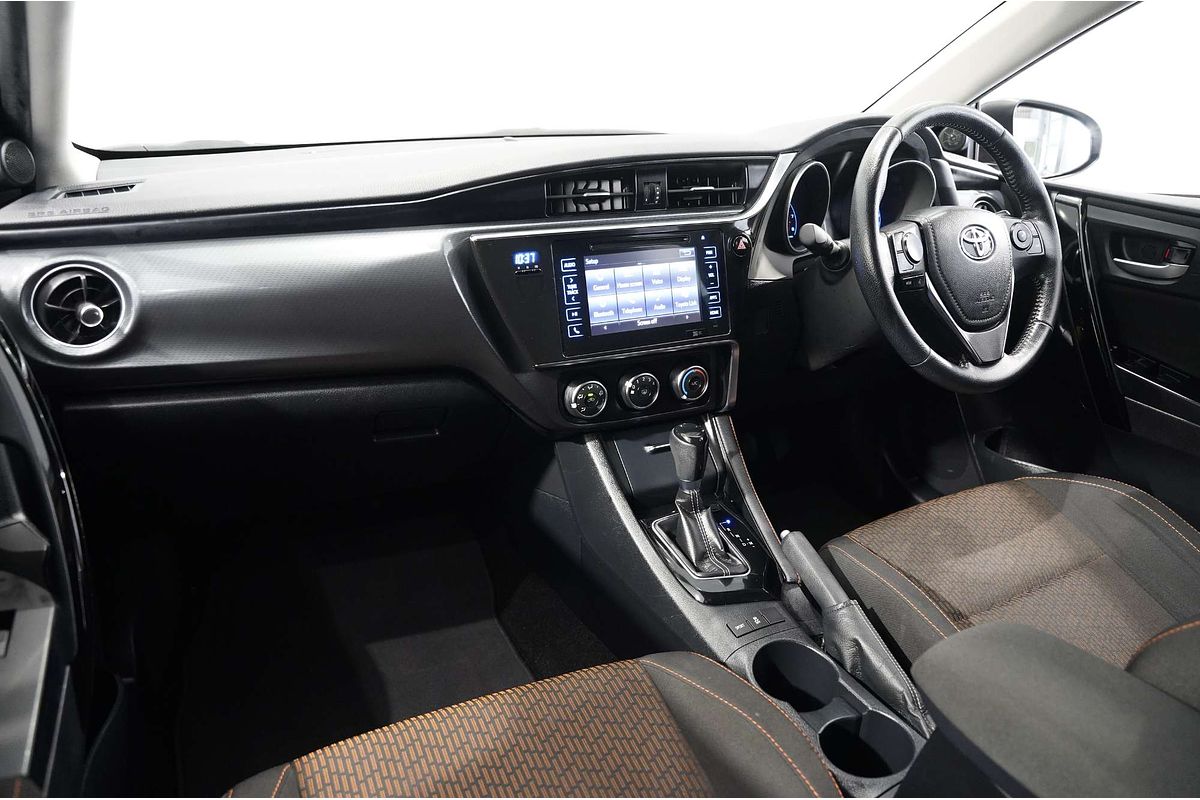2018 Toyota Corolla SX ZRE182R