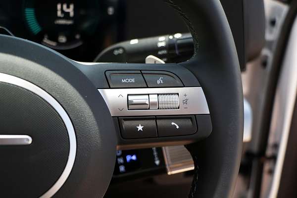 2025 Hyundai Kona Hybrid SX2.V3