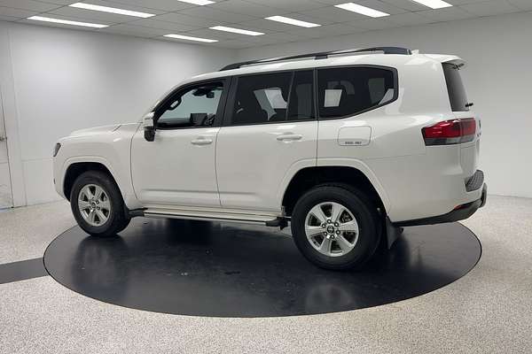 2023 Toyota Landcruiser GXL FJA300R