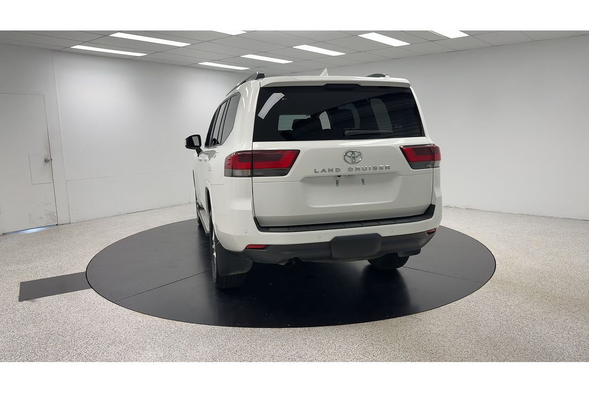 2023 Toyota Landcruiser GXL FJA300R