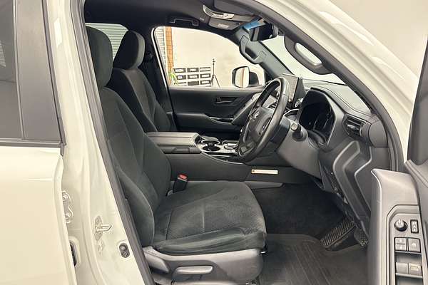 2023 Toyota Landcruiser GXL FJA300R