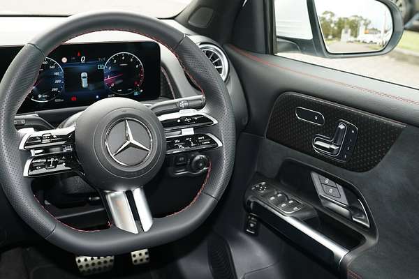 2025 Mercedes-Benz GLB-Class GLB250 X247