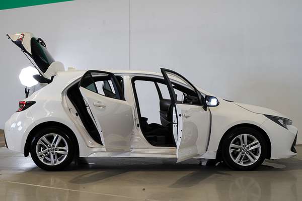2021 Toyota Corolla Ascent Sport MZEA12R