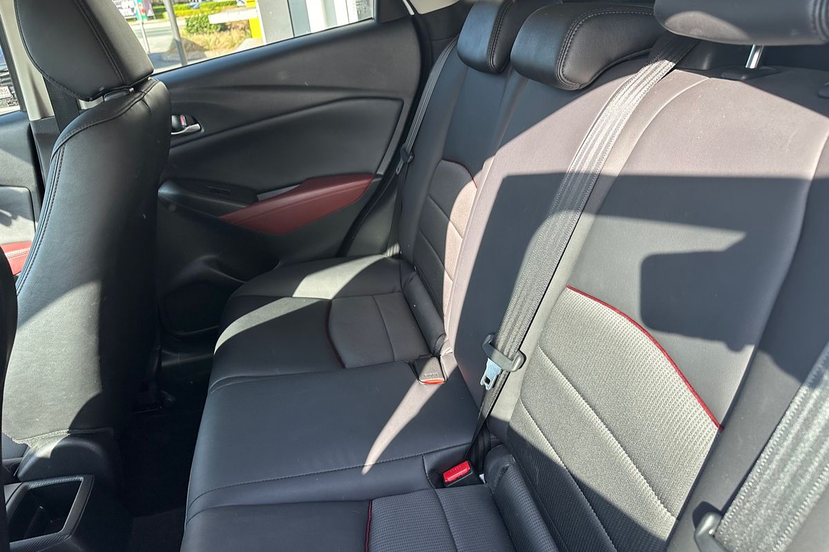 2016 Mazda CX-3 sTouring DK