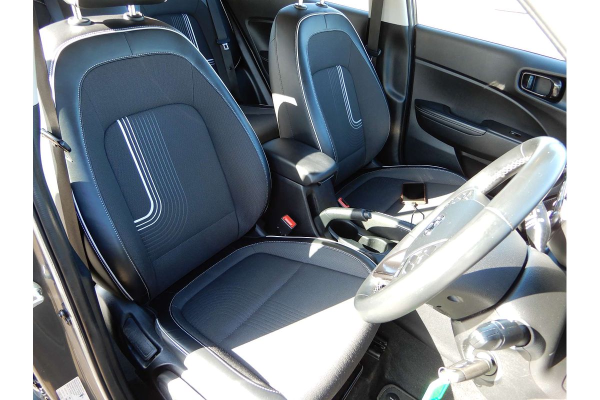 2020 Hyundai Venue Active QX.V3