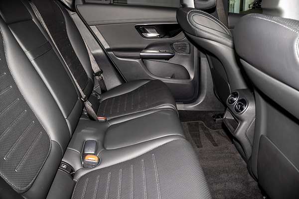 2025 Mercedes-Benz GLC-Class GLC200 X254