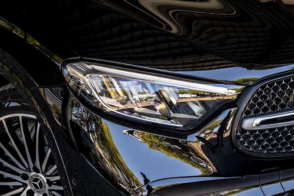 2025 Mercedes-Benz GLC-Class GLC200 X254