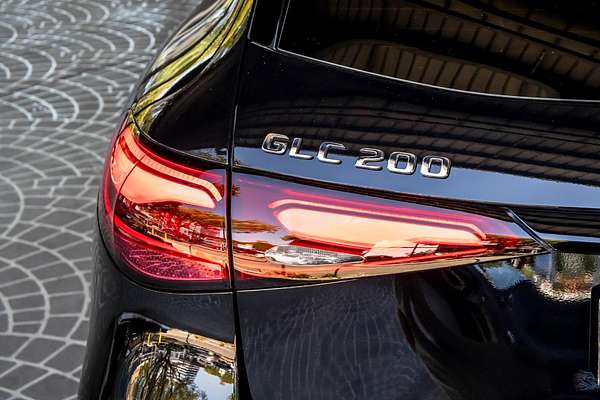 2025 Mercedes-Benz GLC-Class GLC200 X254