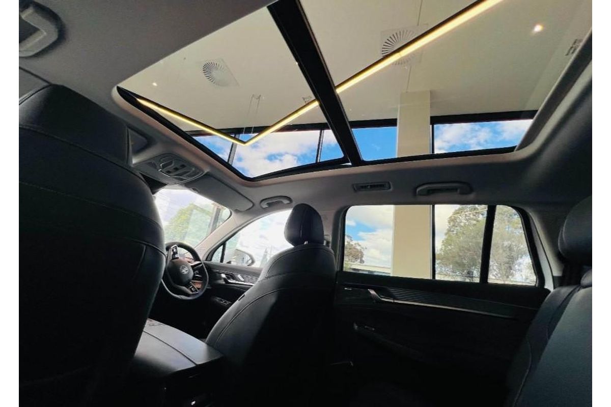 2025 MG QS Essence IS31