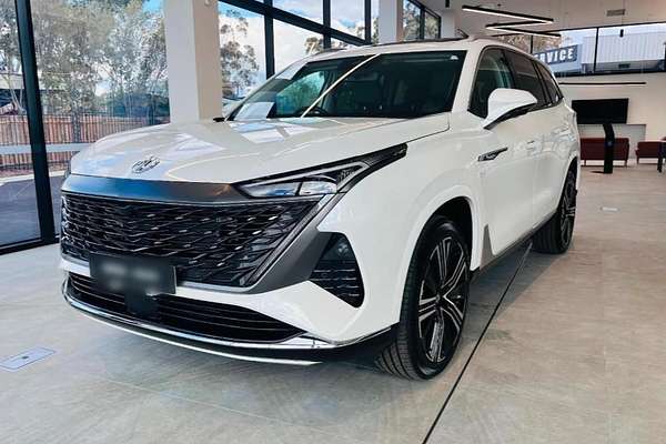 2025 MG QS Essence IS31