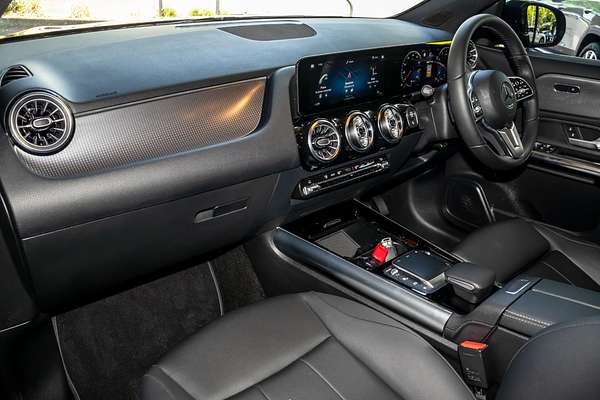 2022 Mercedes-Benz GLA-Class GLA200 H247