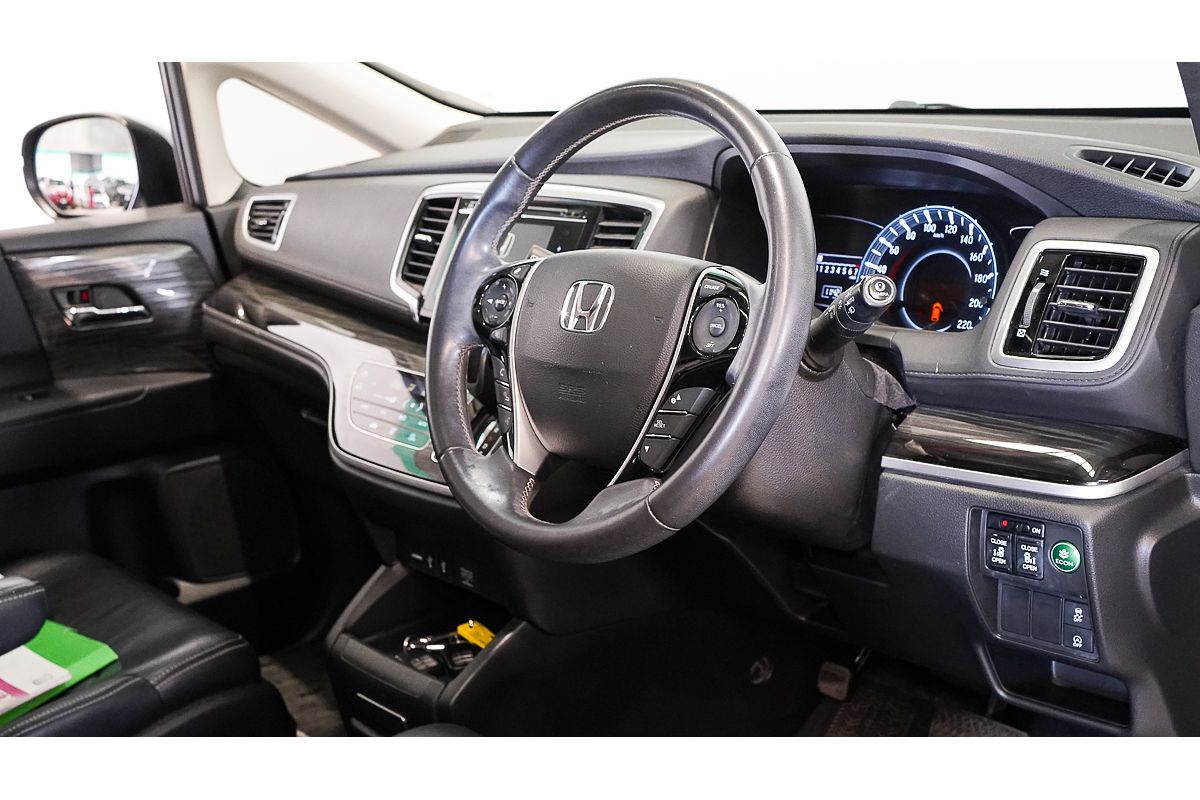 2015 Honda Odyssey VTi-L 5th Gen