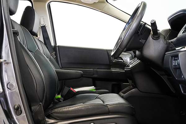 2015 Honda Odyssey VTi-L 5th Gen