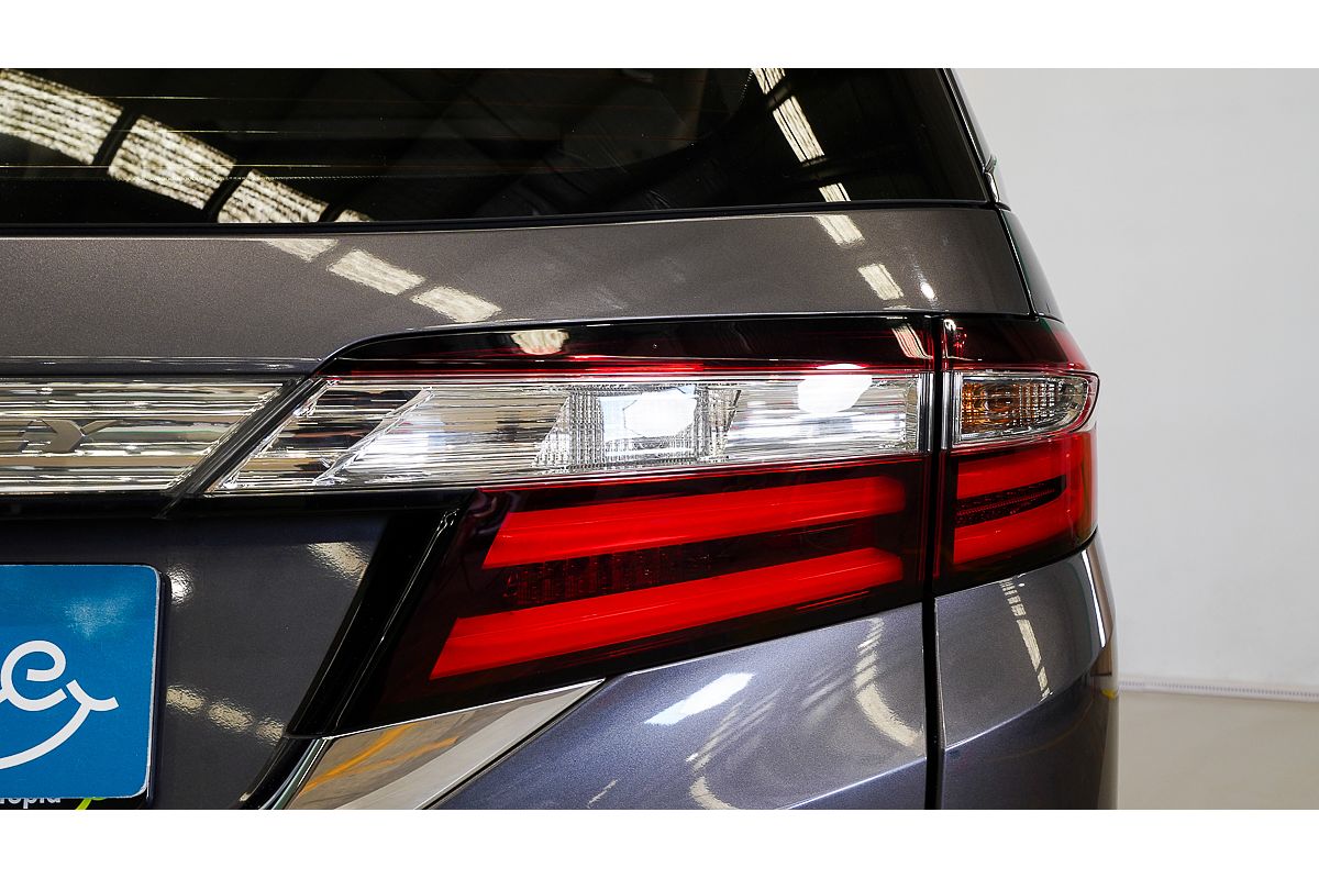 2015 Honda Odyssey VTi-L 5th Gen