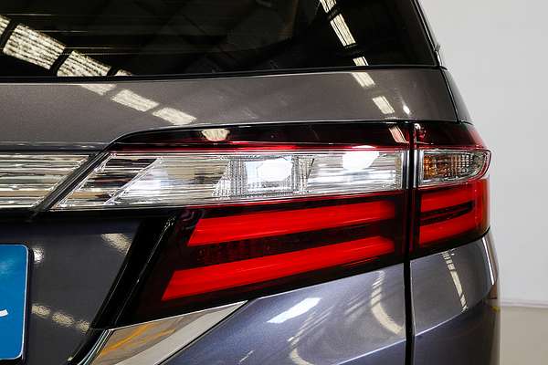 2015 Honda Odyssey VTi-L 5th Gen