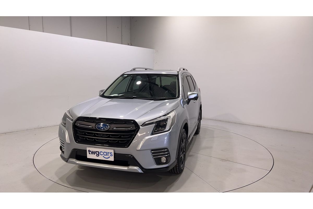 2022 Subaru Forester 2.5i-S S5