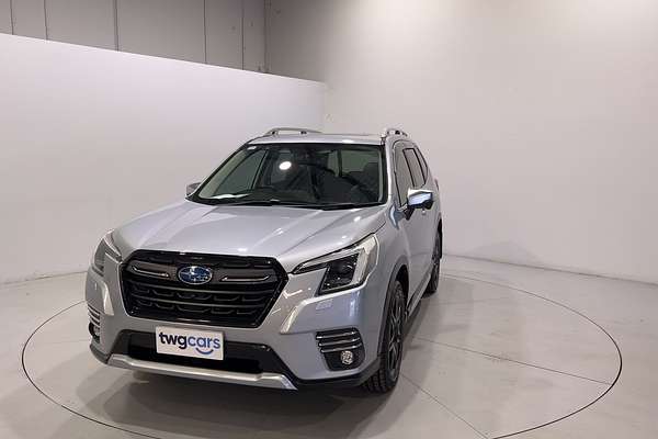 2022 Subaru Forester 2.5i-S S5