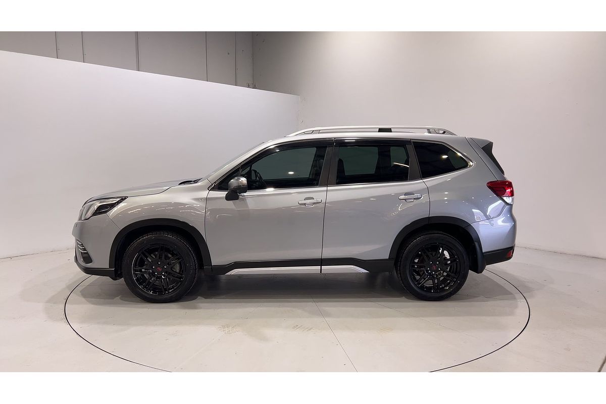 2022 Subaru Forester 2.5i-S S5