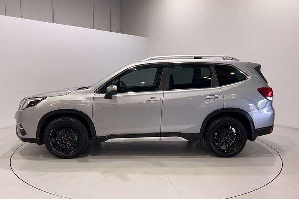 2022 Subaru Forester 2.5i-S S5