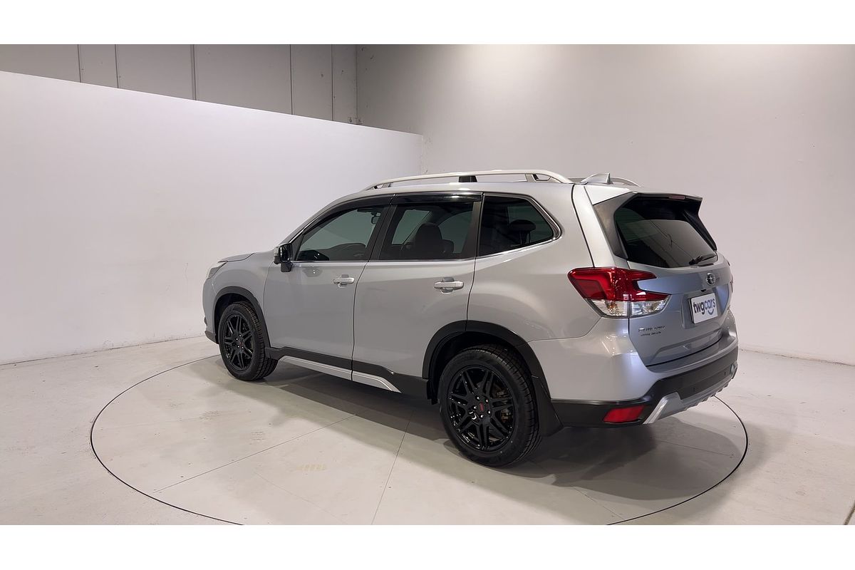 2022 Subaru Forester 2.5i-S S5