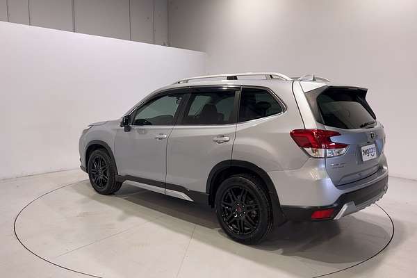 2022 Subaru Forester 2.5i-S S5