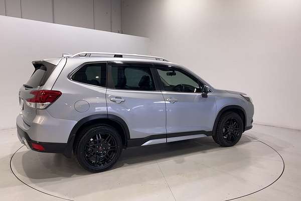 2022 Subaru Forester 2.5i-S S5