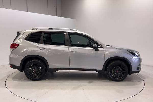 2022 Subaru Forester 2.5i-S S5