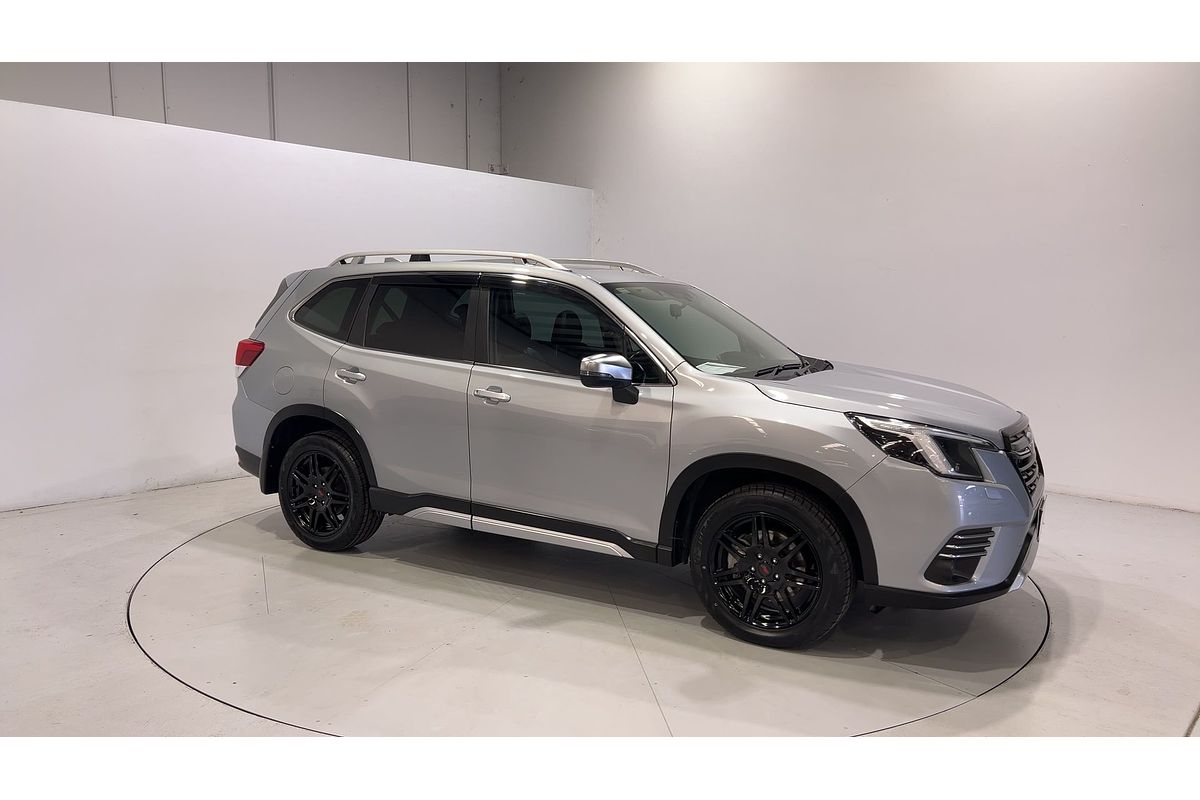 2022 Subaru Forester 2.5i-S S5