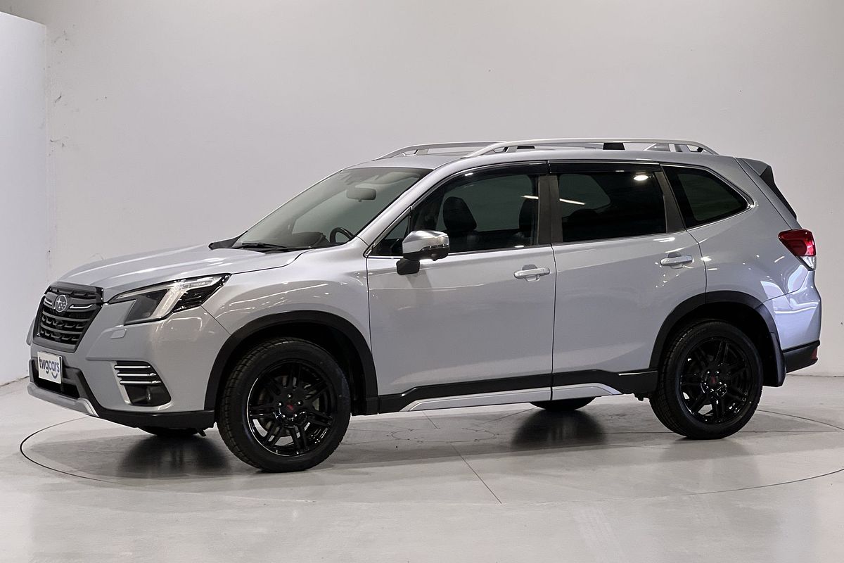 2022 Subaru Forester 2.5i-S S5