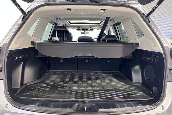 2022 Subaru Forester 2.5i-S S5