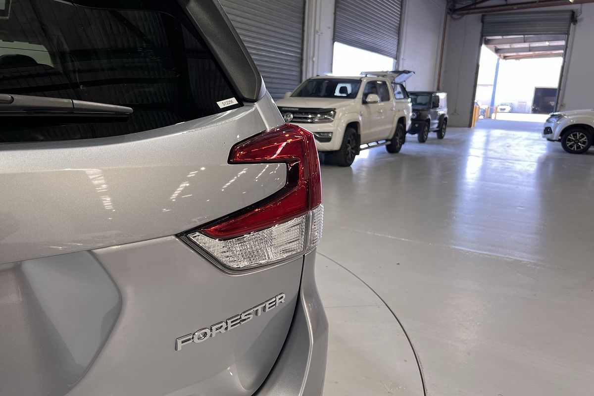 2022 Subaru Forester 2.5i-S S5