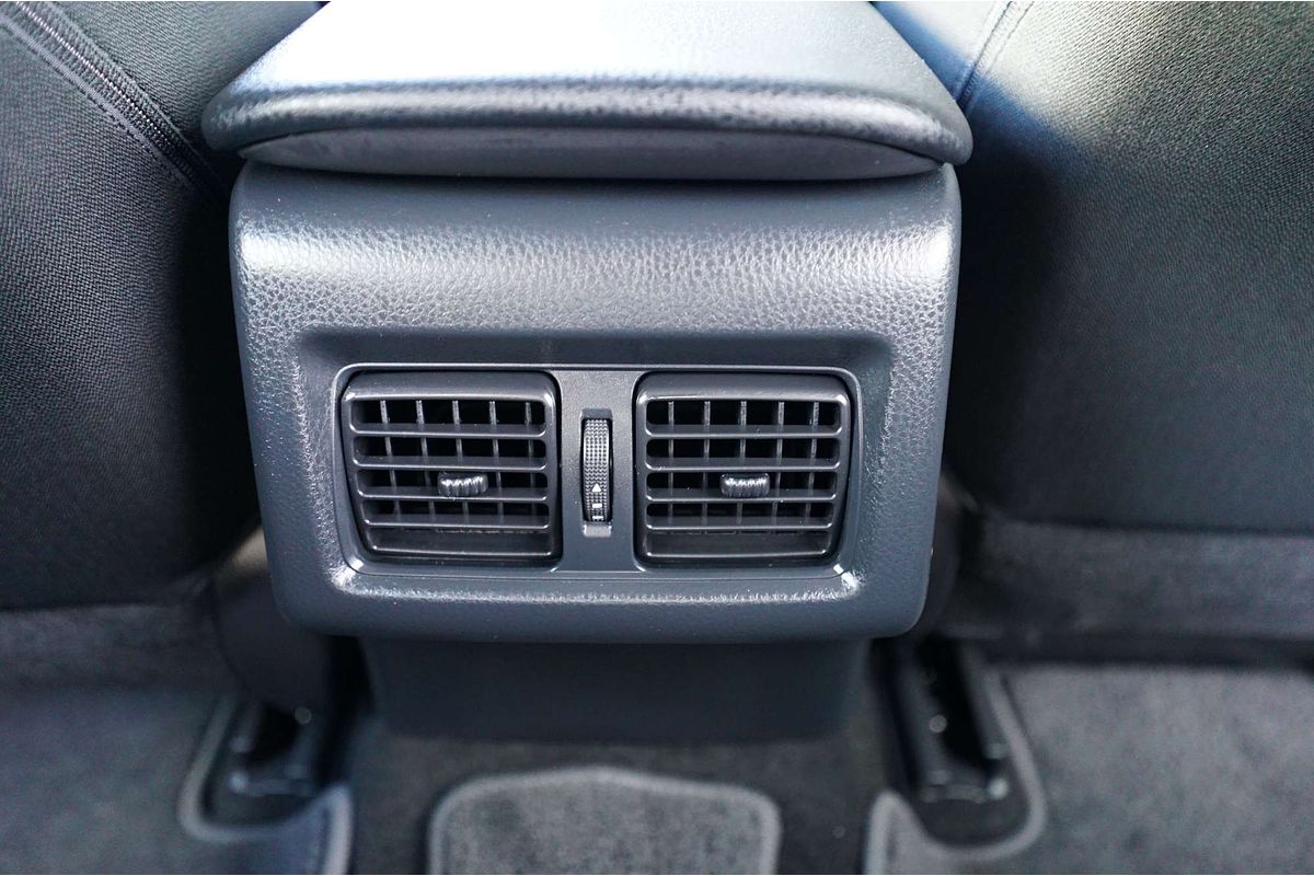 2023 Toyota Camry Ascent AXVH70R