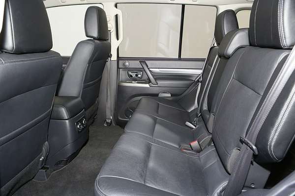 2021 Mitsubishi Pajero Exceed Final Edition NX