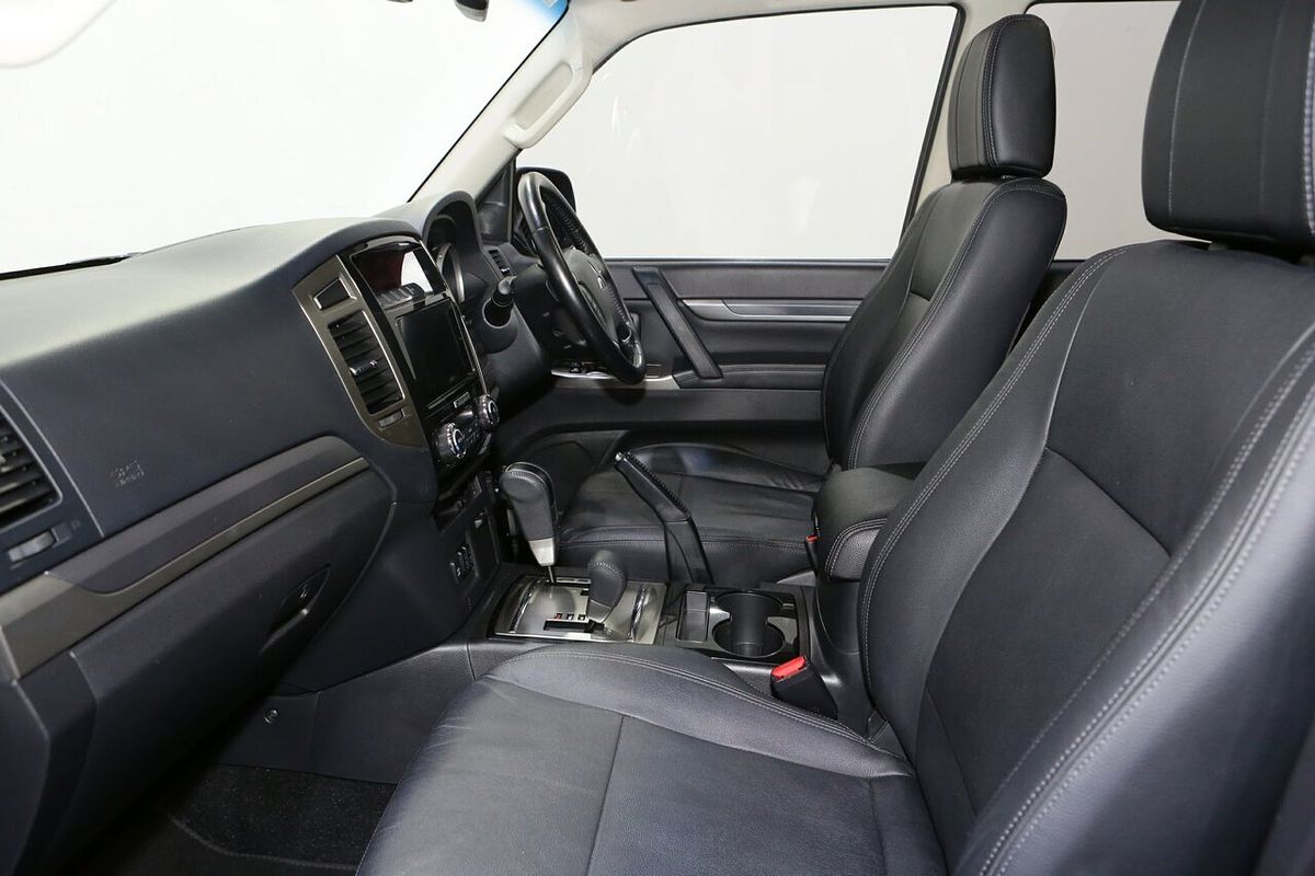 2021 Mitsubishi Pajero Exceed Final Edition NX