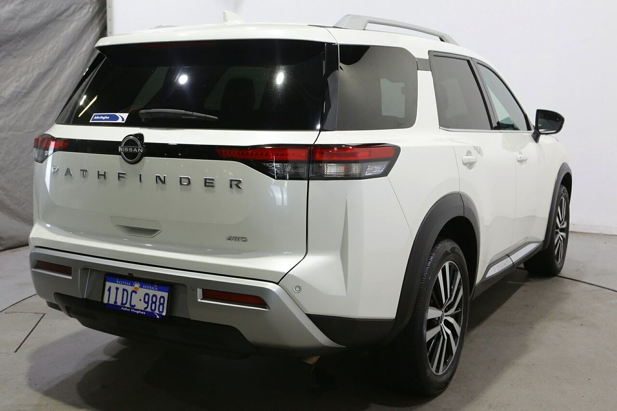2023 Nissan Pathfinder Ti-L R53