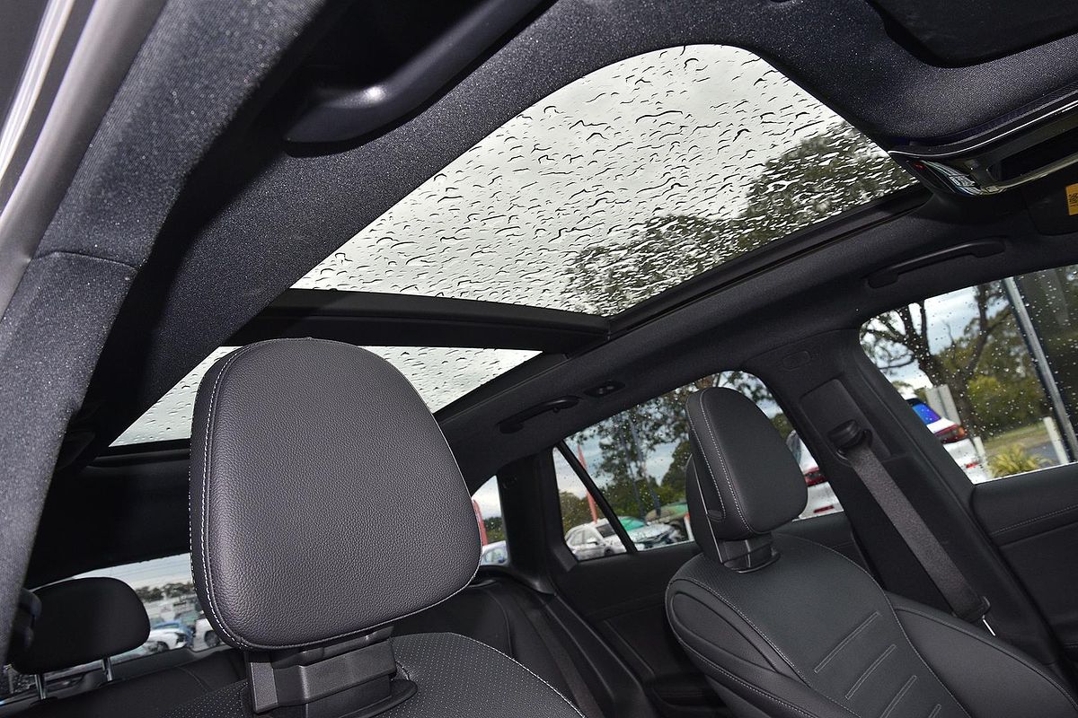 2023 Mercedes-Benz GLC-Class GLC300 X254