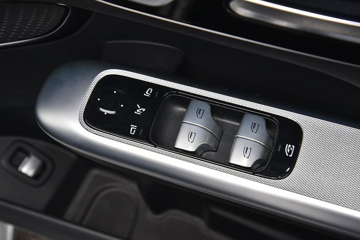 2023 Mercedes-Benz GLC-Class GLC300 X254