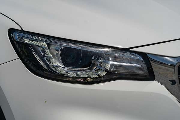 2022 MG HS Core SAS23