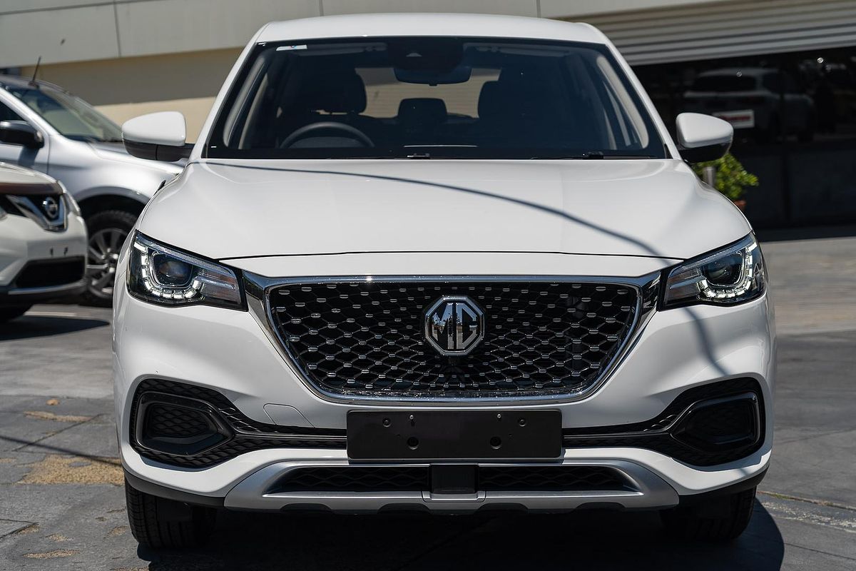 2022 MG HS Core SAS23