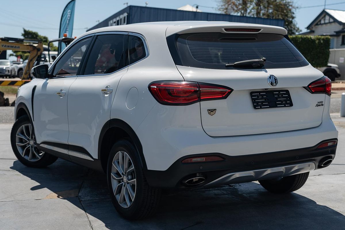 2022 MG HS Core SAS23