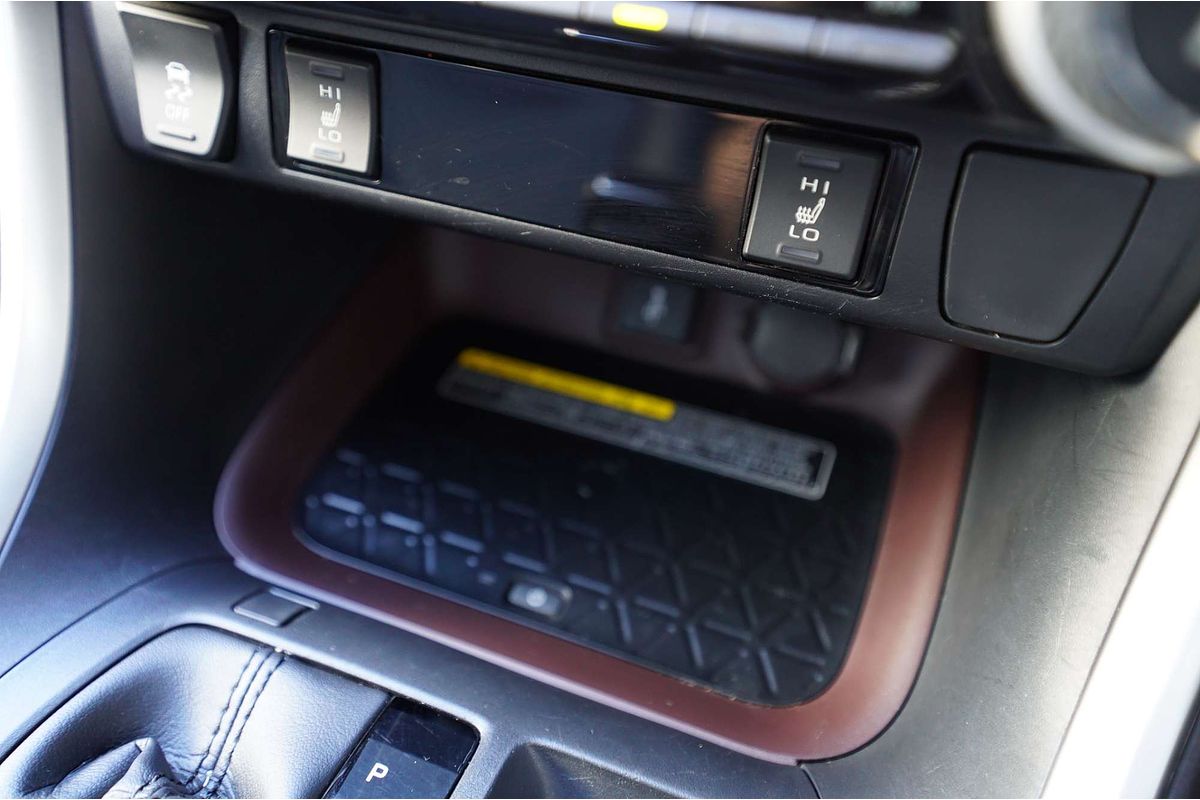 2020 Toyota RAV4 Cruiser AXAH52R