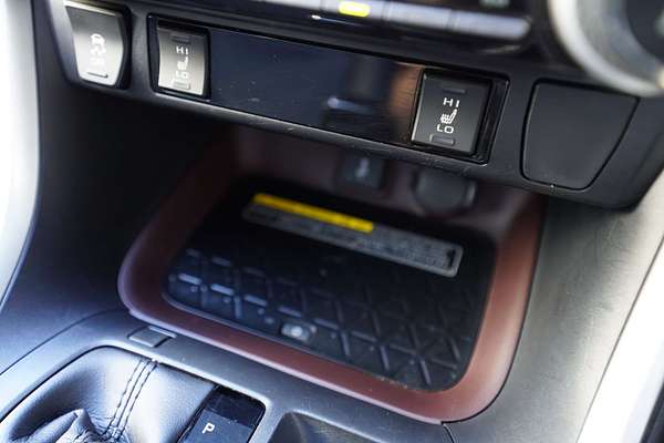 2020 Toyota RAV4 Cruiser AXAH52R