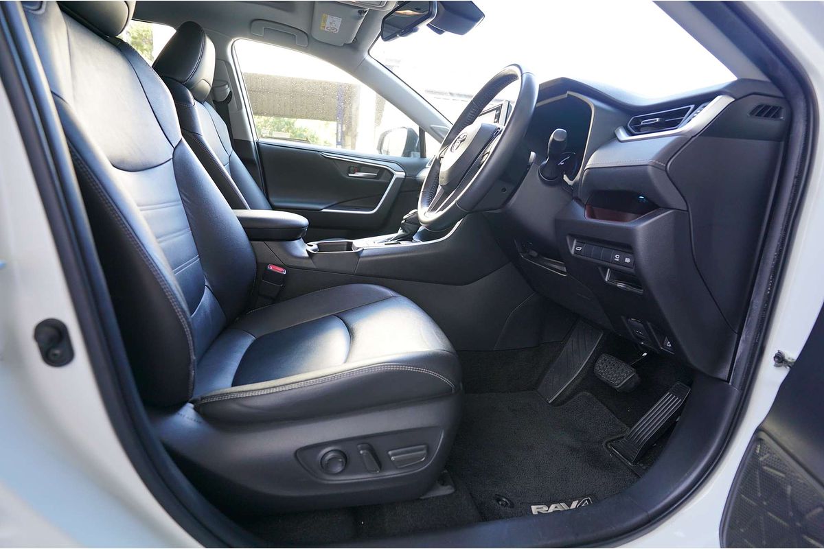 2020 Toyota RAV4 Cruiser AXAH52R